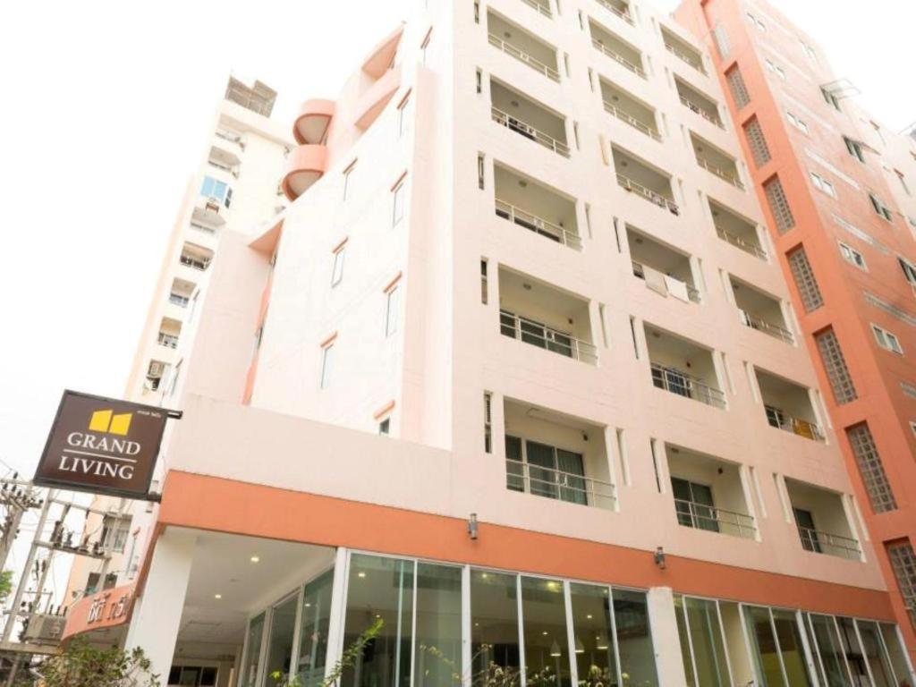 Grand Living 2* Chiang Mai