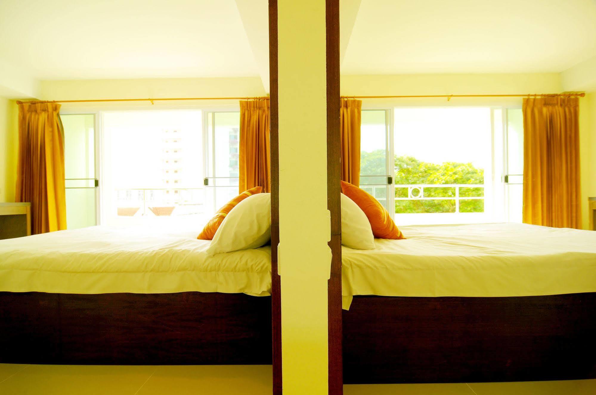 Khách sạn Grand Living Chiang Mai